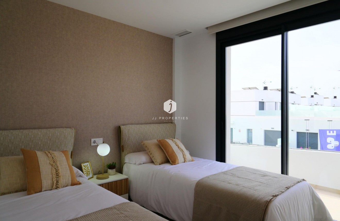 Nieuwbouw Woningen - Chalet -
Dolores - polideportivo