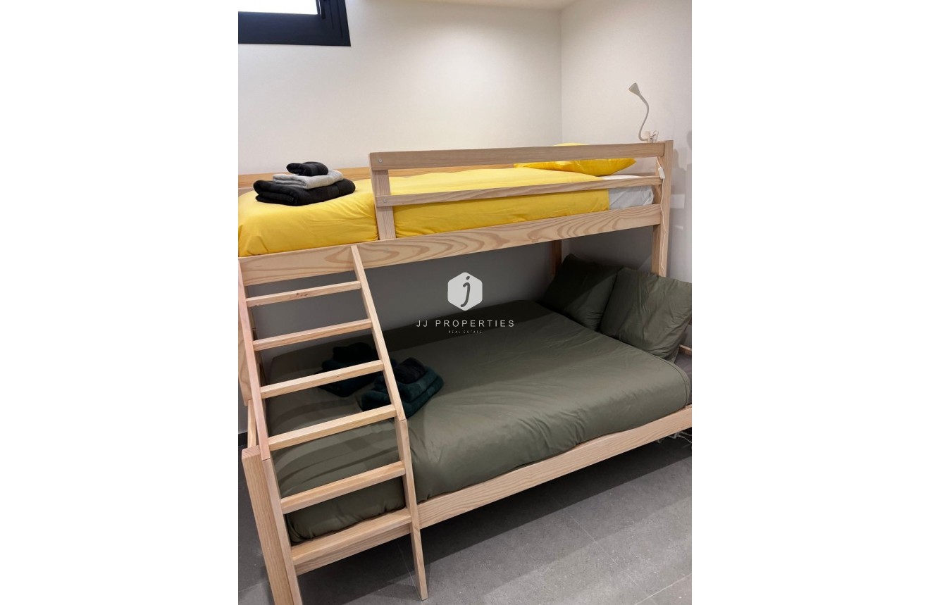 Tweedehands - Villa -
Algorfa - Inland