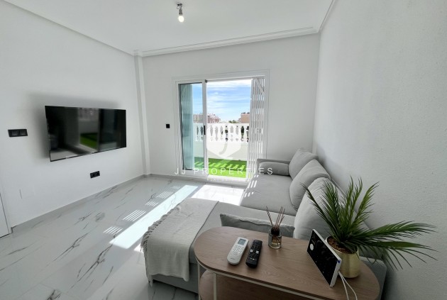 Tweedehands - Penthouse -
Playa Flamenca - Costa Blanca