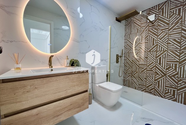 Tweedehands - Penthouse -
Playa Flamenca - Costa Blanca