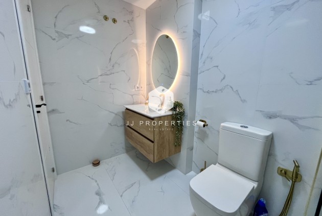 Tweedehands - Penthouse -
Playa Flamenca - Costa Blanca