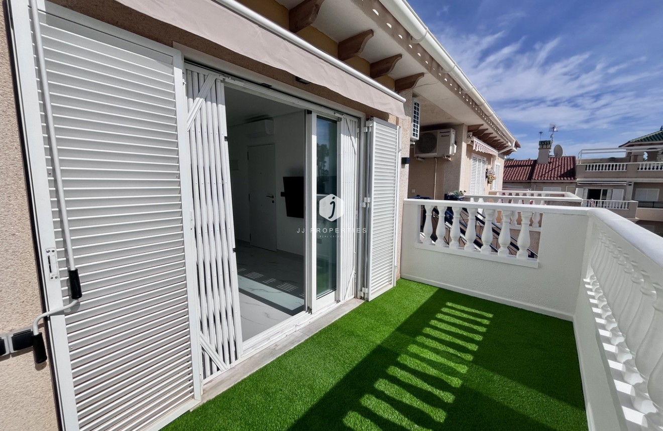 Tweedehands - Penthouse -
Playa Flamenca - Costa Blanca