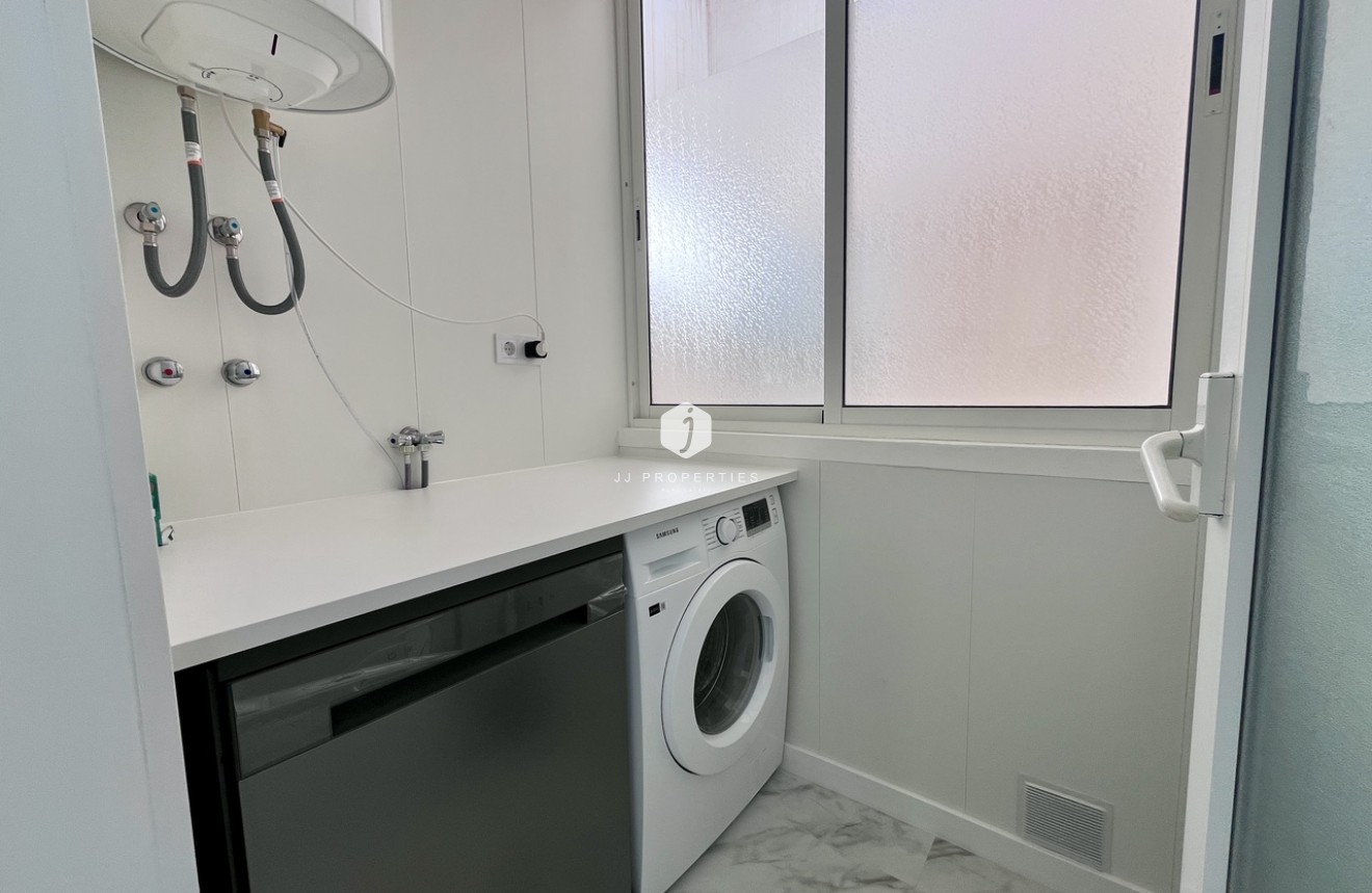 Tweedehands - Penthouse -
Playa Flamenca - Costa Blanca