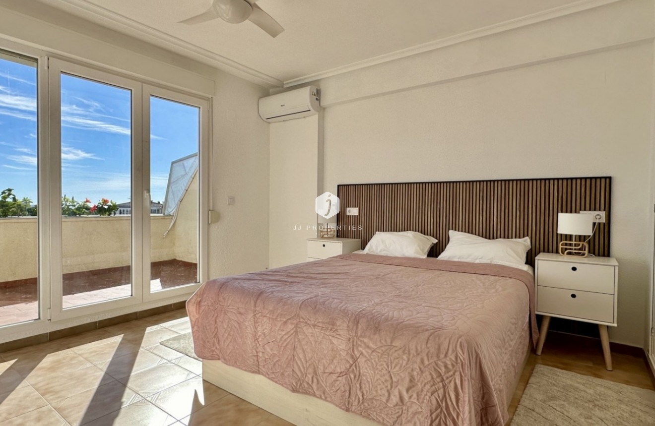 Tweedehands - Appartement / flat -
Orihuela Costa - Costa Blanca