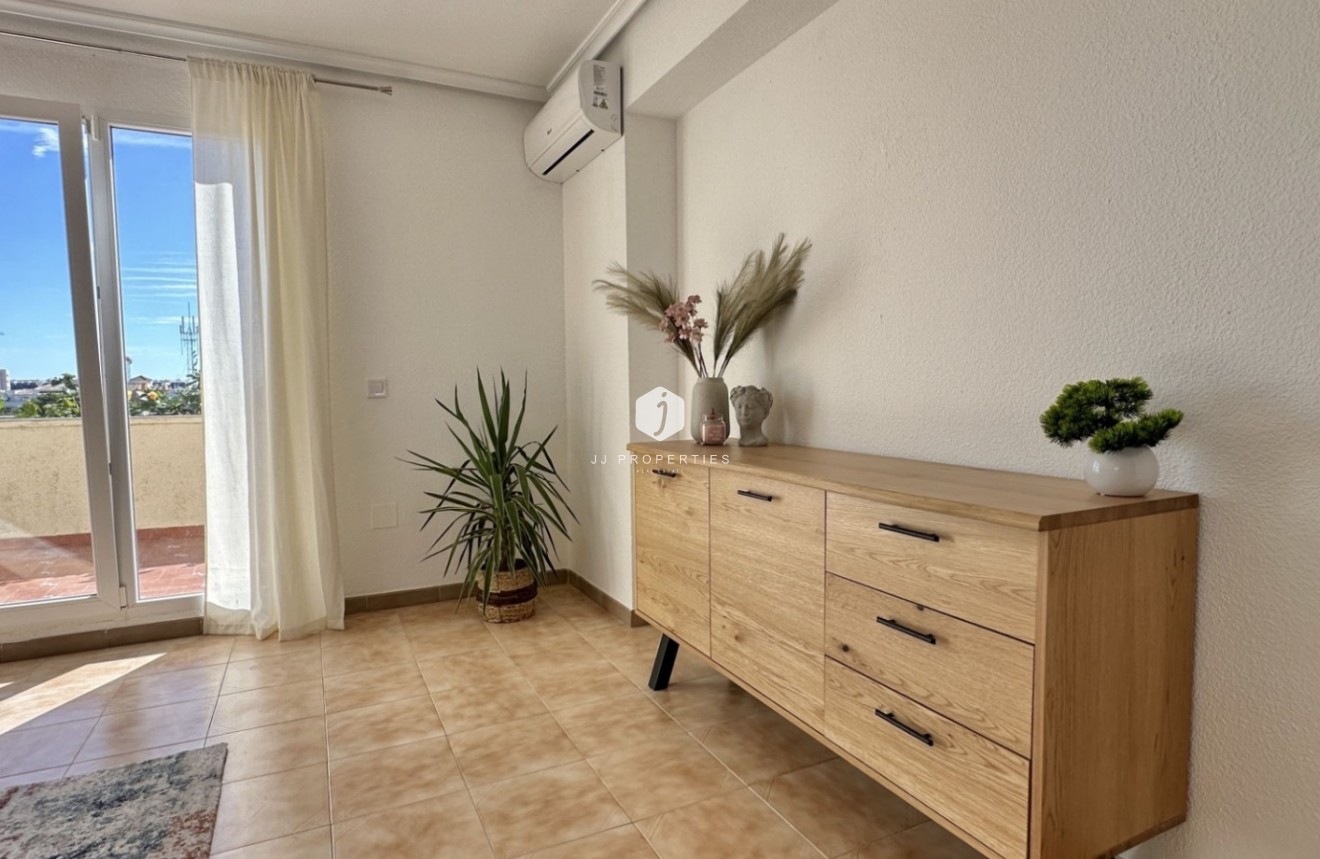 Tweedehands - Appartement / flat -
Orihuela Costa - Costa Blanca