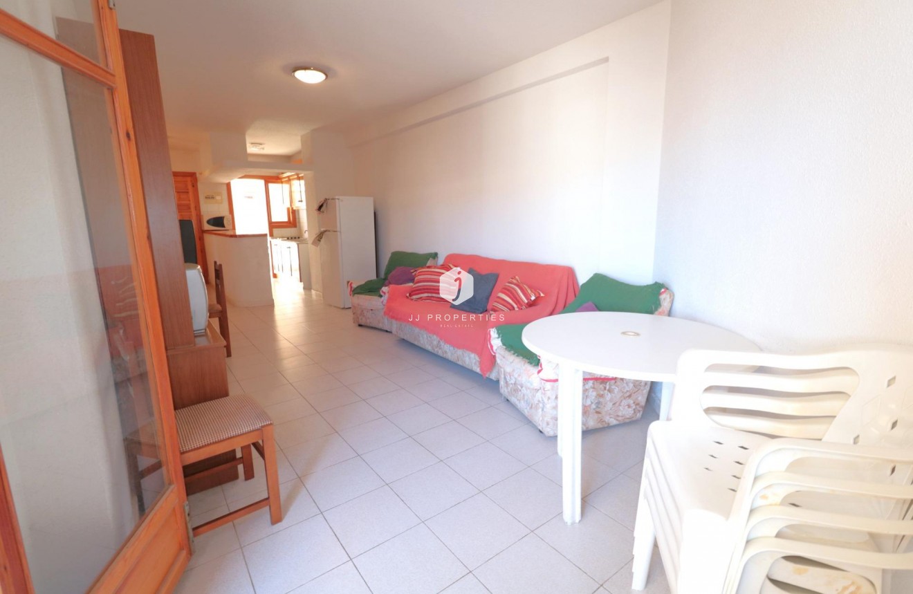 Tweedehands - Appartement / flat -
Torrevieja - La veleta