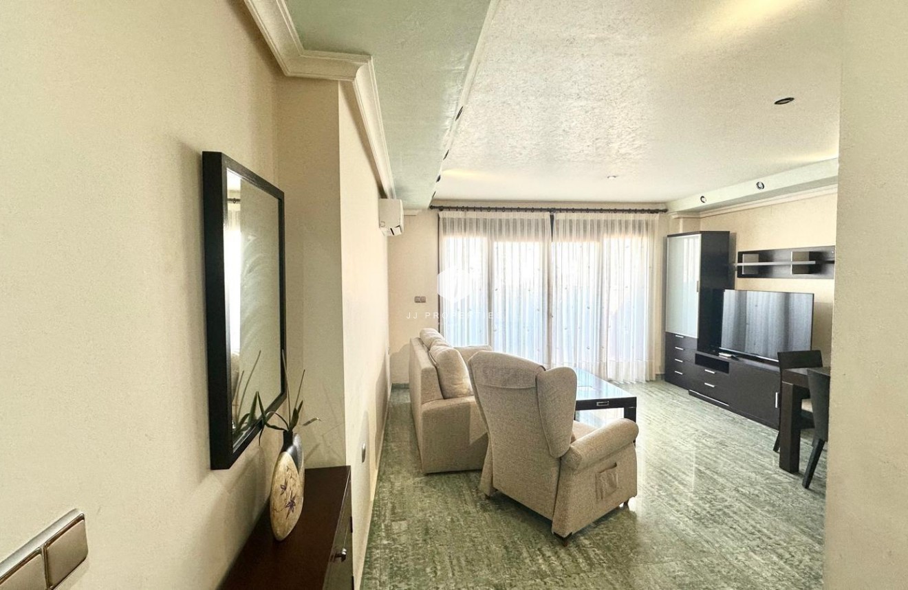 Z drugiej ręki - Daszek -
Torrevieja