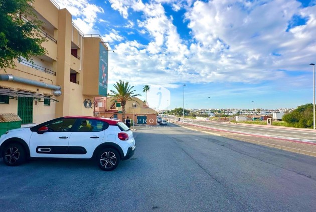 Tweedehands - Appartement / flat -
Torrevieja - aguas nuevas