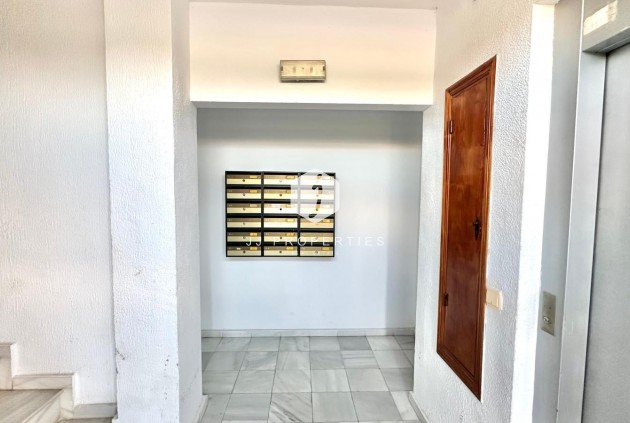 Tweedehands - Appartement / flat -
Torrevieja - aguas nuevas
