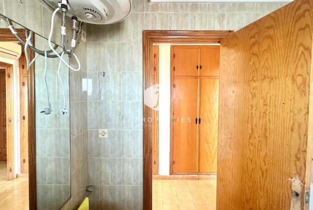 Tweedehands - Appartement / flat -
Torrevieja - aguas nuevas