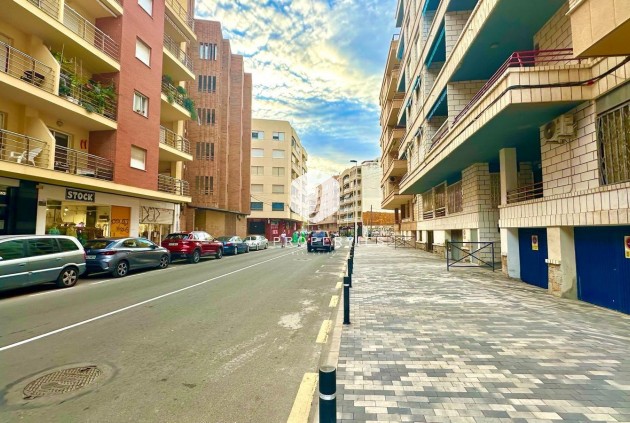 Tweedehands - Appartement / flat -
Torrevieja - Playa del Cura