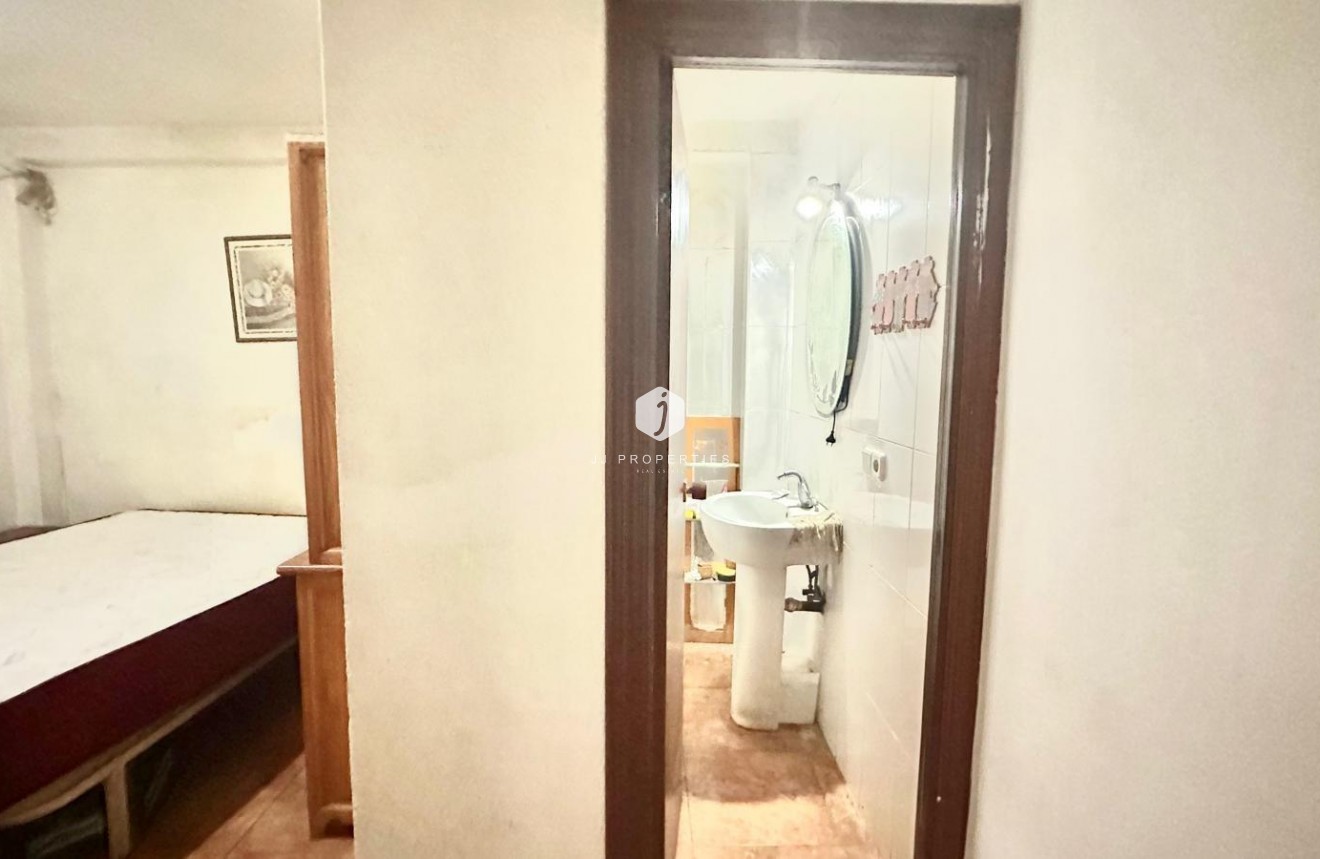 Tweedehands - Appartement / flat -
Torrevieja - Playa del Cura