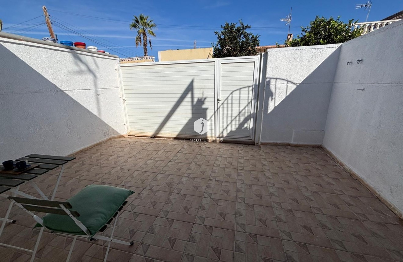 Aus zweiter Hand - Bungalow -
Torrevieja - La Siesta - El Salado - Torreta