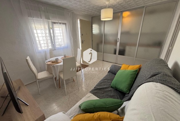 Aus zweiter Hand - Bungalow -
Torrevieja - La Siesta - El Salado - Torreta