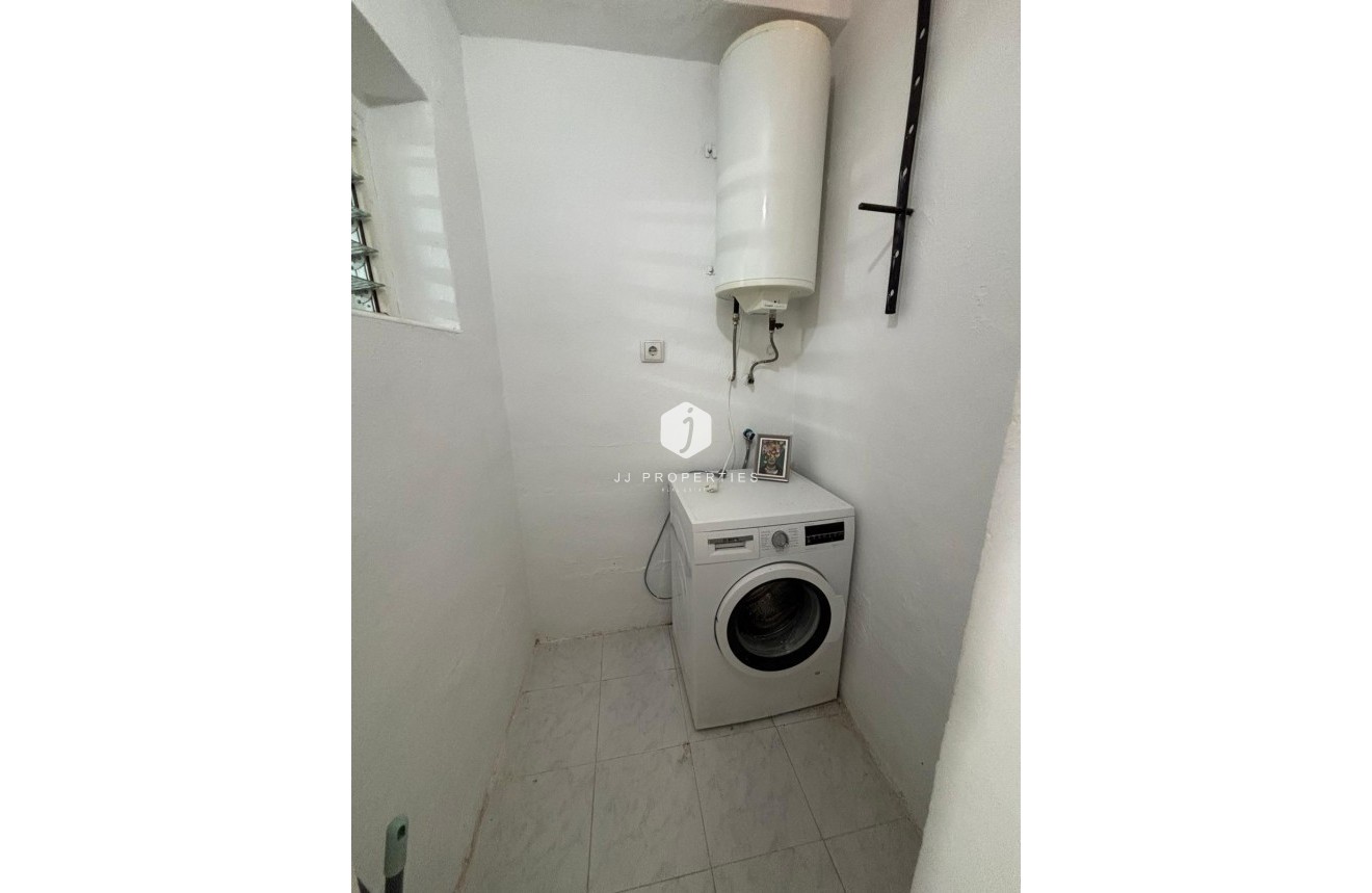 Aus zweiter Hand - Bungalow -
Torrevieja - La Siesta - El Salado - Torreta