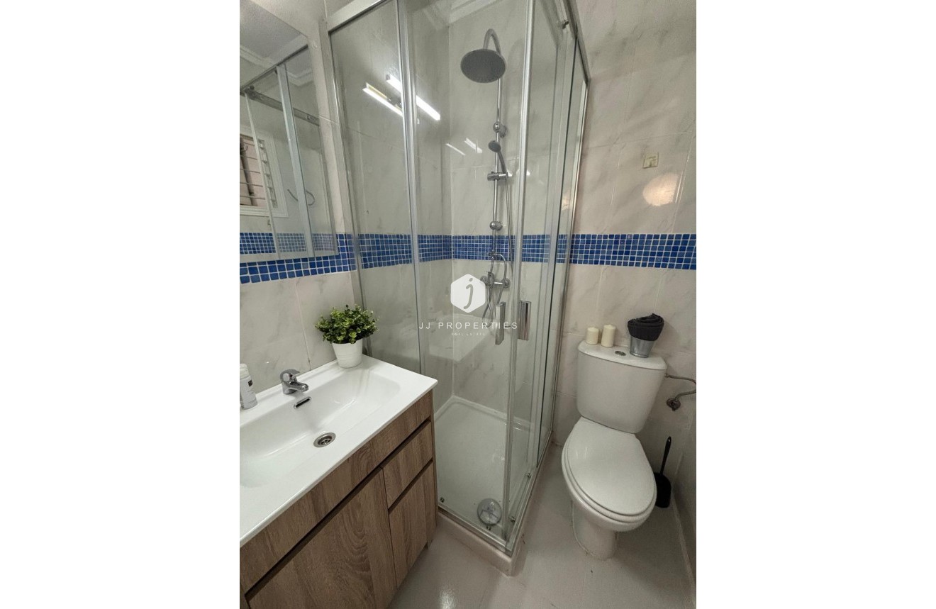 Aus zweiter Hand - Bungalow -
Torrevieja - La Siesta - El Salado - Torreta