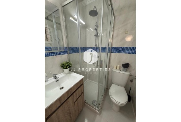 Aus zweiter Hand - Bungalow -
Torrevieja - La Siesta - El Salado - Torreta