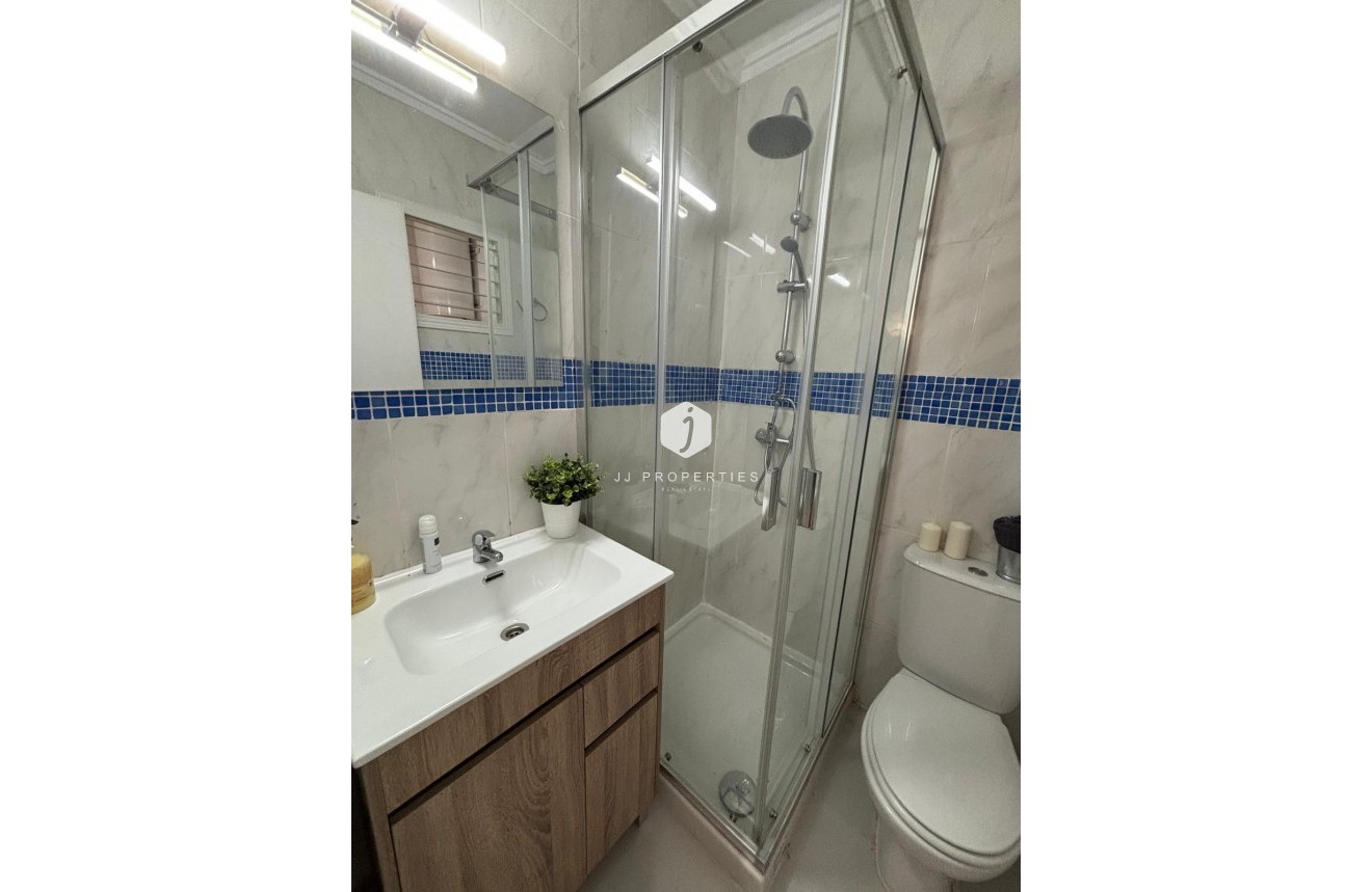 Aus zweiter Hand - Bungalow -
Torrevieja - La Siesta - El Salado - Torreta