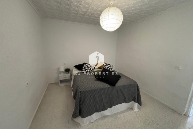 Aus zweiter Hand - Bungalow -
Torrevieja - La Siesta - El Salado - Torreta