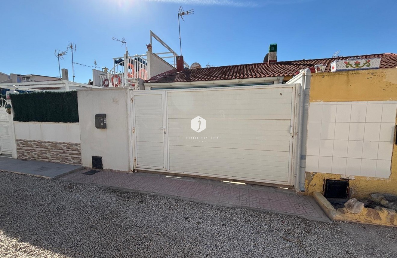 Aus zweiter Hand - Bungalow -
Torrevieja - La Siesta - El Salado - Torreta