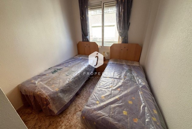 Tweedehands - Appartement / flat -
Torrevieja - Playa del Cura