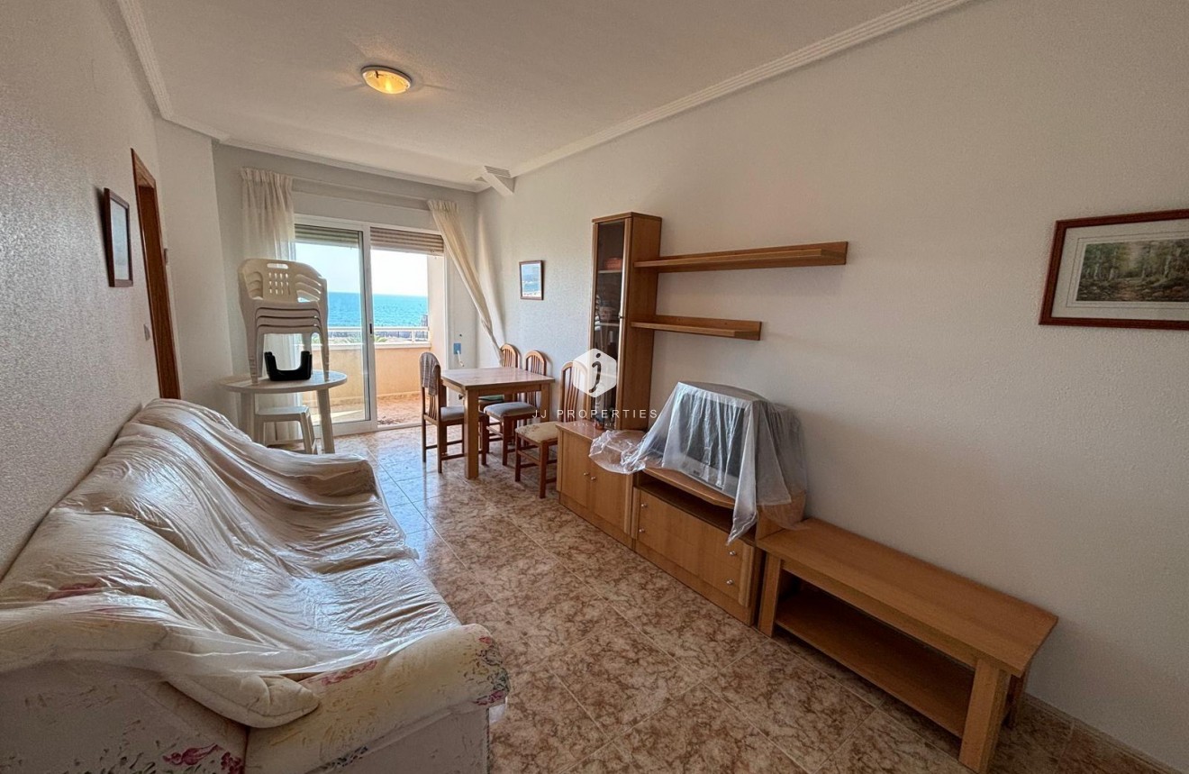 Tweedehands - Appartement / flat -
Torrevieja - Playa del Cura