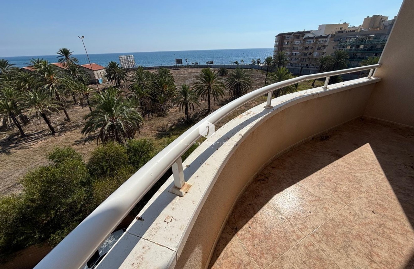 Tweedehands - Appartement / flat -
Torrevieja - Playa del Cura