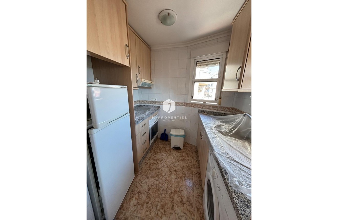 Tweedehands - Appartement / flat -
Torrevieja - Playa del Cura