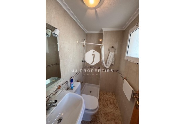 Tweedehands - Appartement / flat -
Torrevieja - Playa del Cura