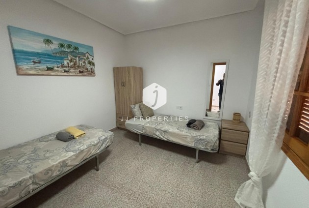Segunda mano - Apartamento / piso -
Torrevieja - Los Frutales