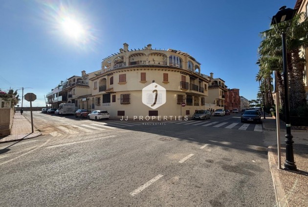 Segunda mano - Apartamento / piso -
Torrevieja - Los Frutales