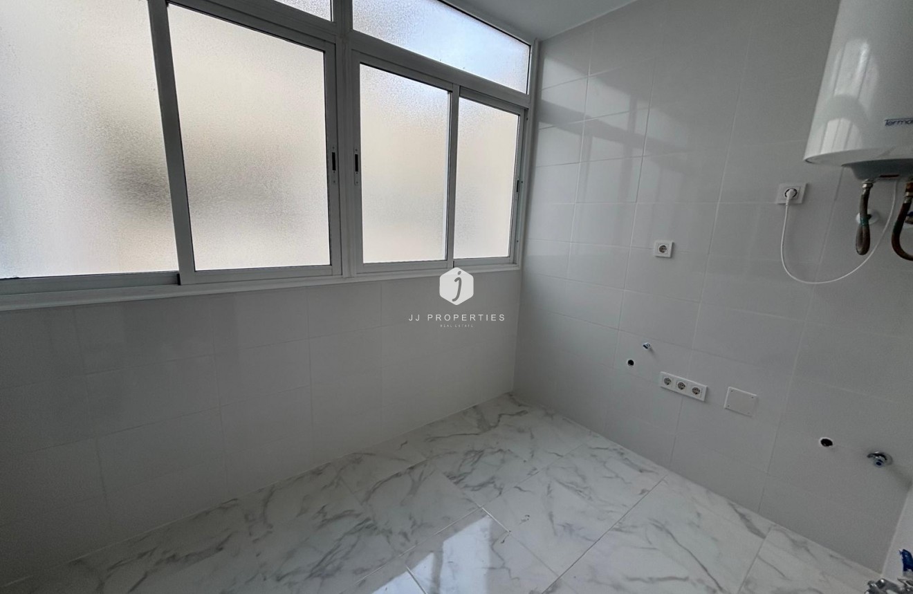 Tweedehands - Penthouse -
Torrevieja - Acequion