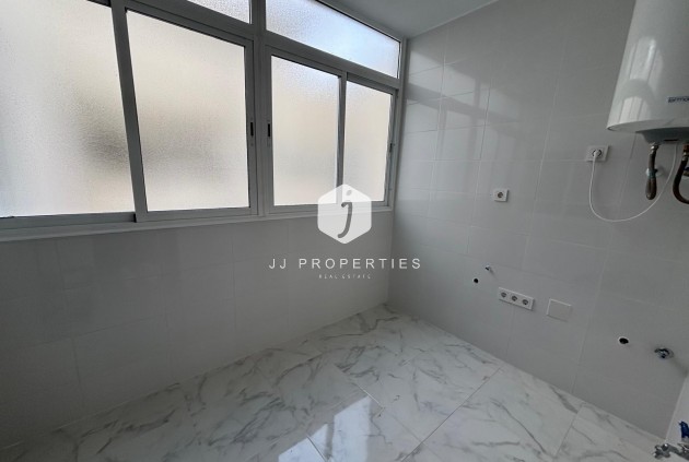 Tweedehands - Penthouse -
Torrevieja - Acequion