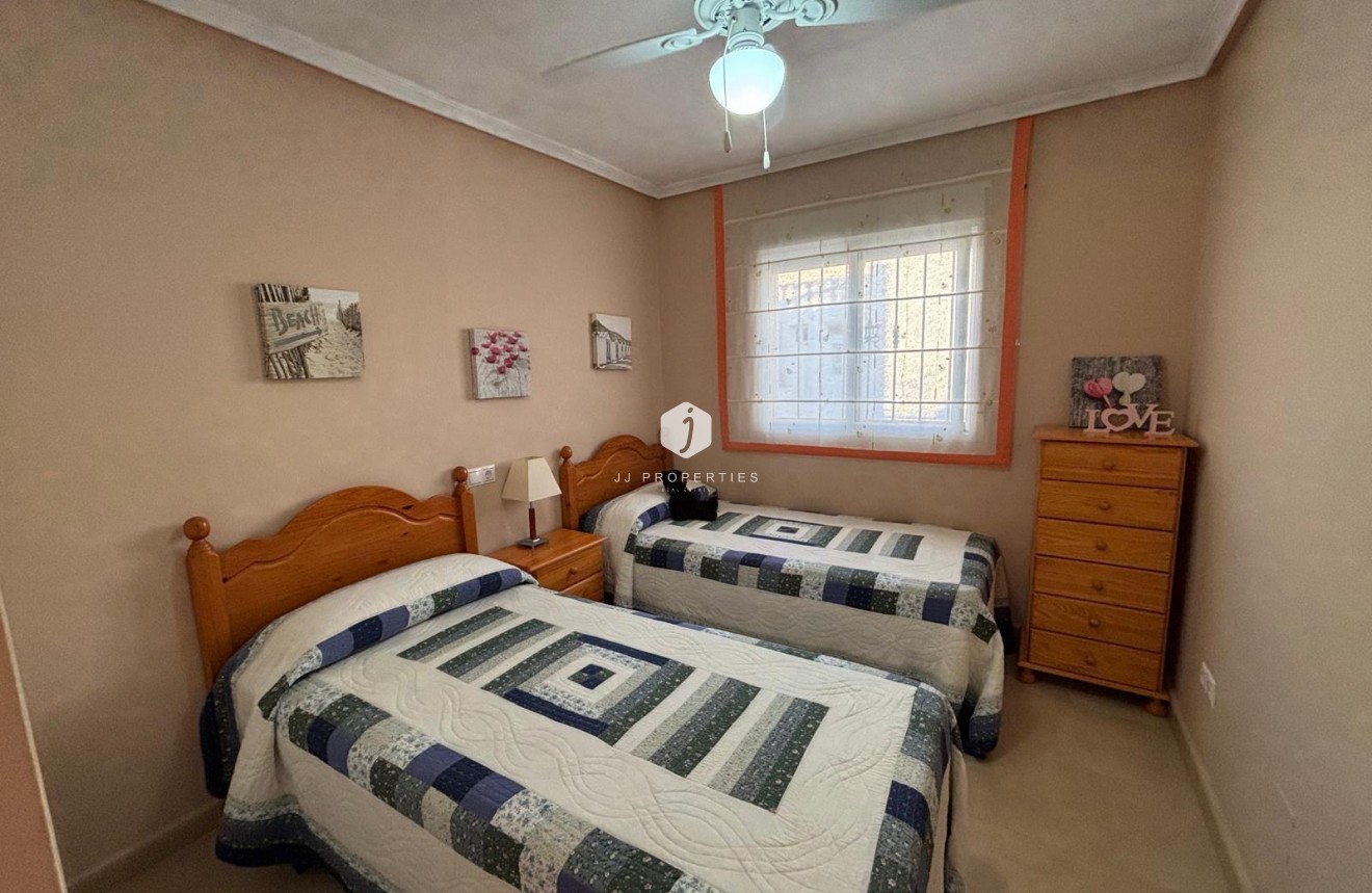 Tweedehands - Chalet -
Torrevieja - Carrefour