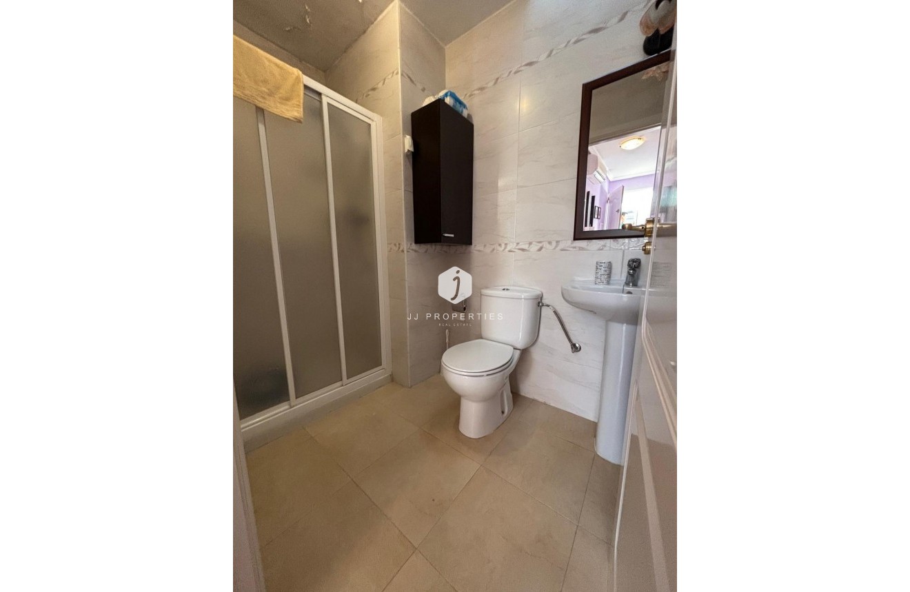 Tweedehands - Chalet -
Torrevieja - Carrefour