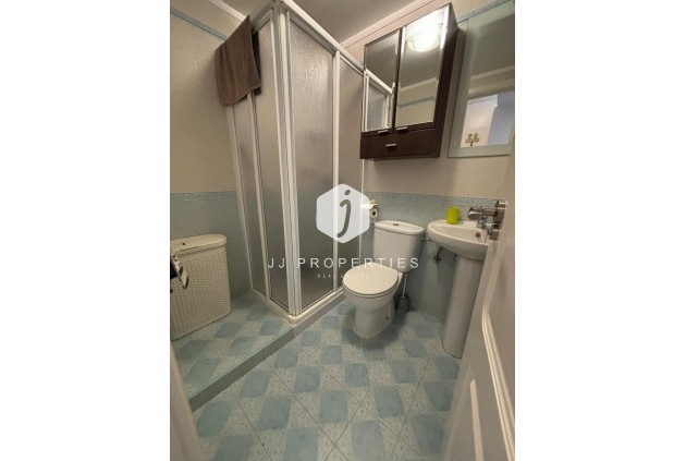 Tweedehands - Chalet -
Torrevieja - Carrefour