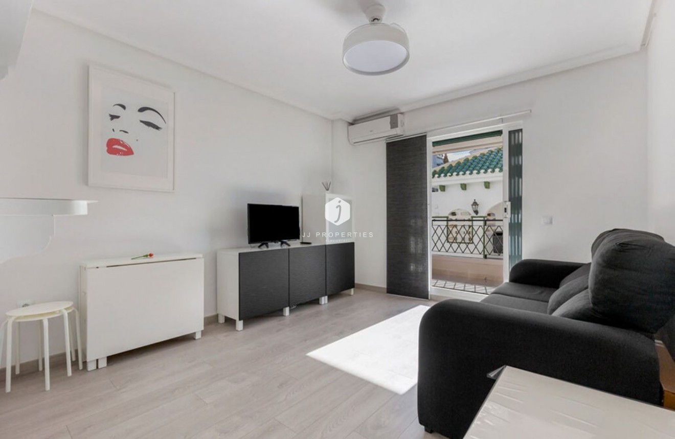 Tweedehands - Appartement / flat -
Torrevieja - Costa Blanca