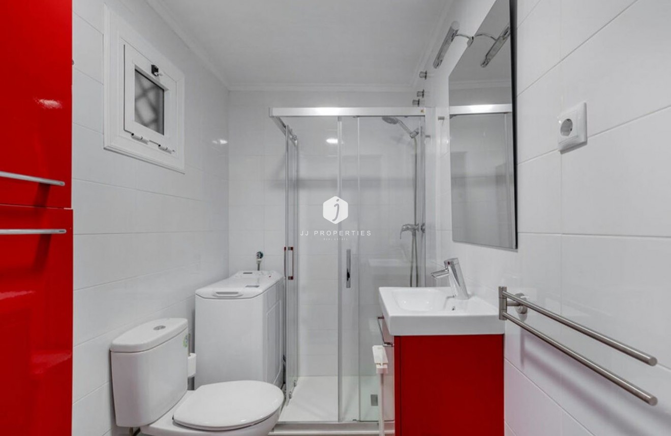 Tweedehands - Appartement / flat -
Torrevieja - Costa Blanca