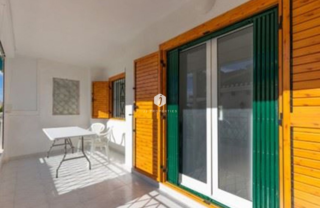 Tweedehands - Appartement / flat -
Torrevieja - Costa Blanca