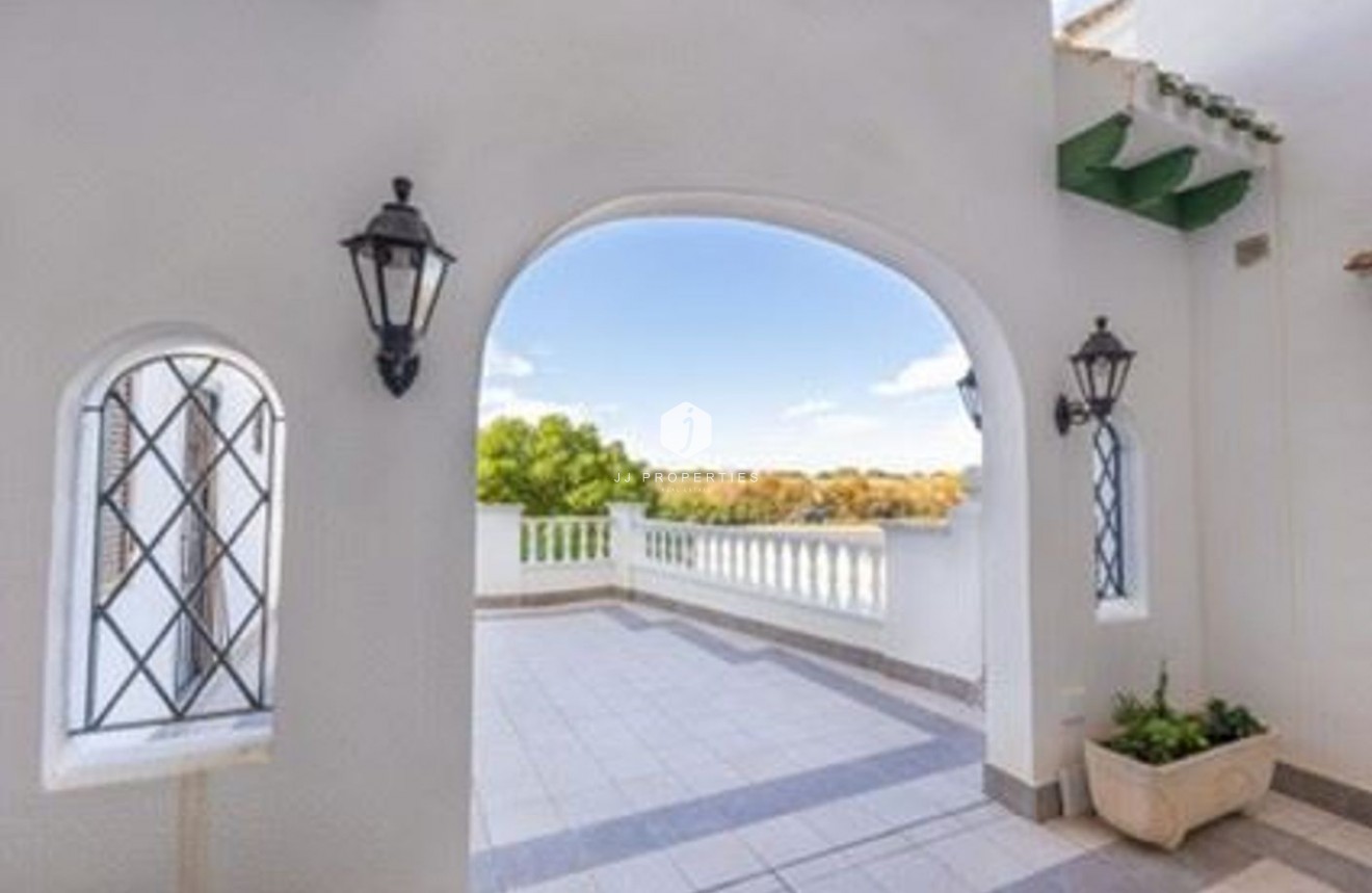 Tweedehands - Appartement / flat -
Torrevieja - Costa Blanca