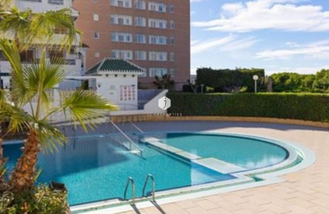 Tweedehands - Appartement / flat -
Torrevieja - Costa Blanca