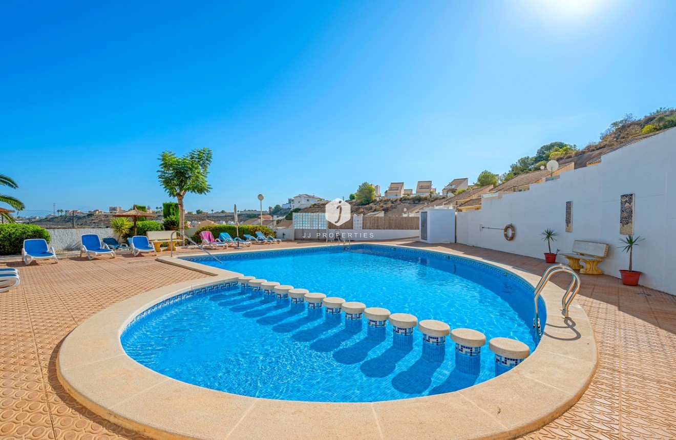 Tweedehands - Chalet -
Ciudad Quesada - Costa Blanca