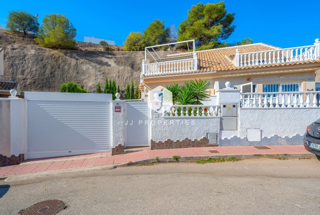 Tweedehands - Chalet -
Ciudad Quesada - Costa Blanca