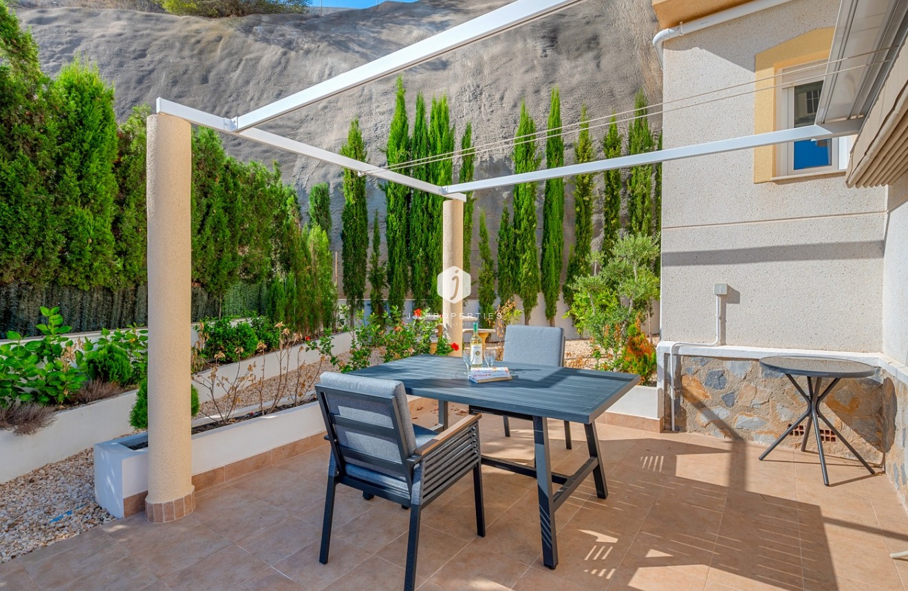 Tweedehands - Chalet -
Ciudad Quesada - Costa Blanca