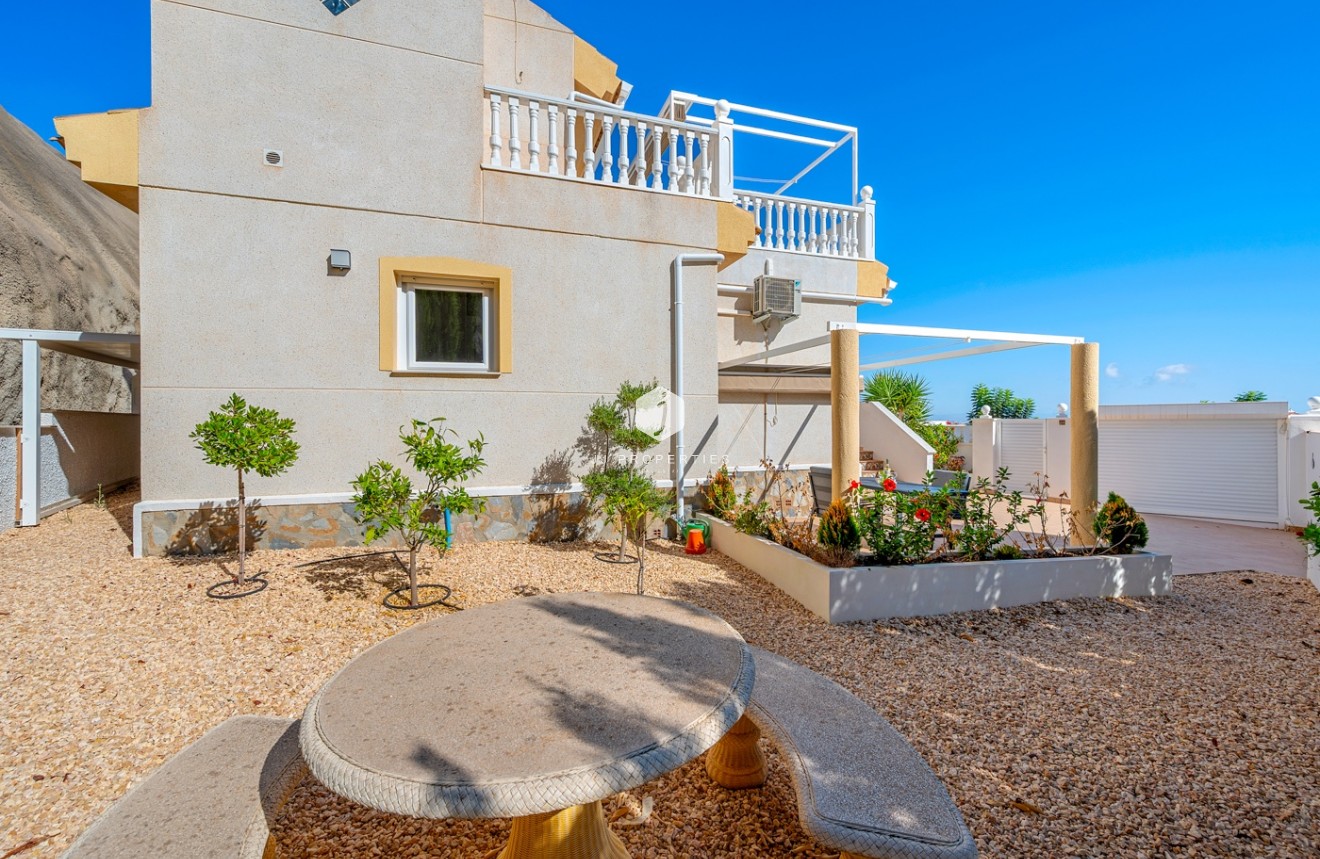 Tweedehands - Chalet -
Ciudad Quesada - Costa Blanca