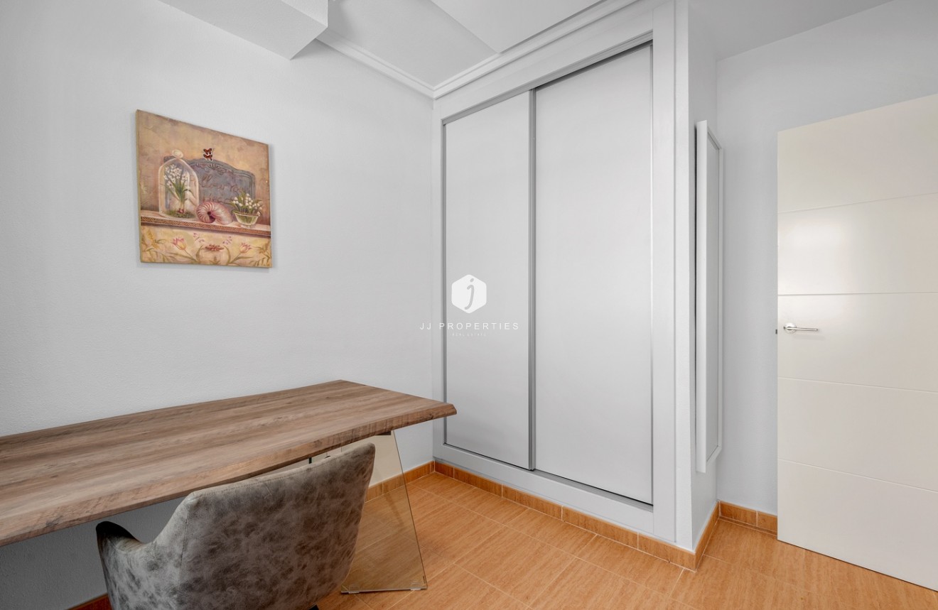 Tweedehands - Chalet -
Ciudad Quesada - Costa Blanca