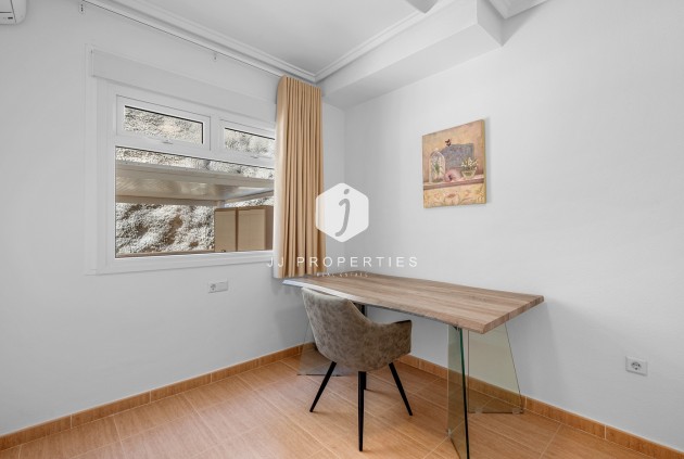 Tweedehands - Chalet -
Ciudad Quesada - Costa Blanca