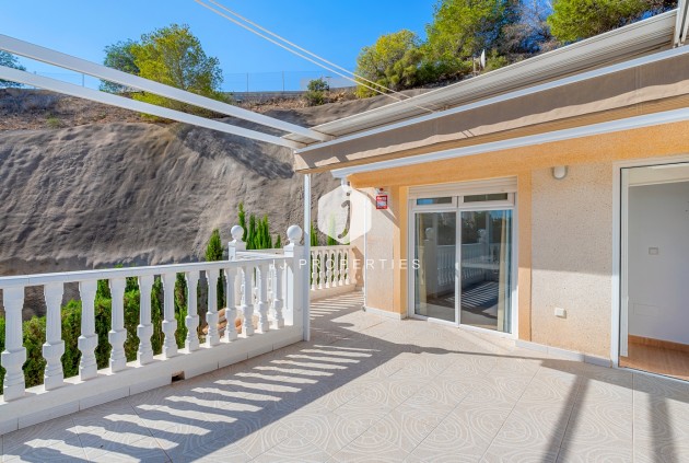 Tweedehands - Chalet -
Ciudad Quesada - Costa Blanca