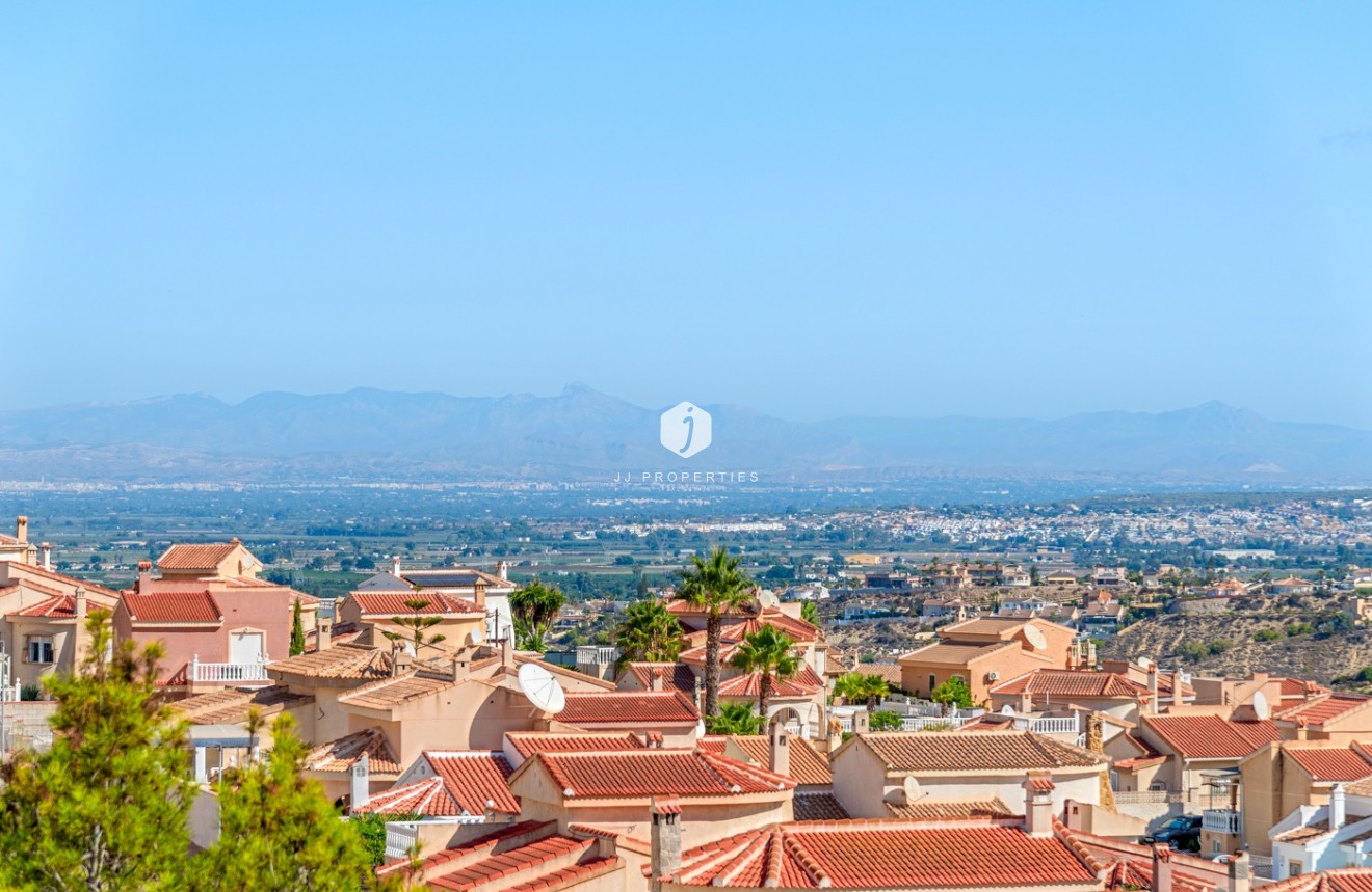 Tweedehands - Chalet -
Ciudad Quesada - Costa Blanca