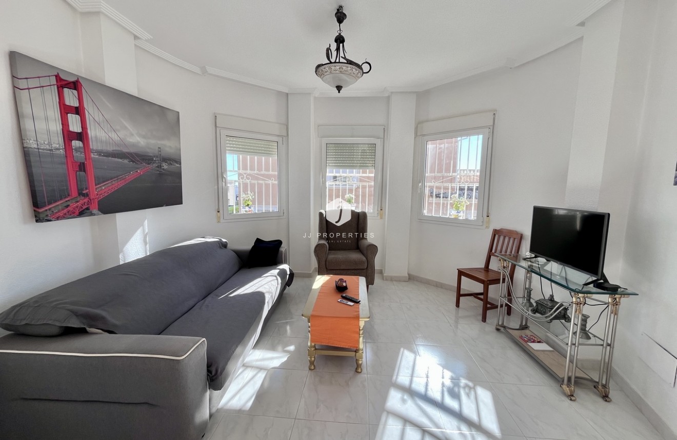 Tweedehands - Villa -
La Zenia - Costa Blanca